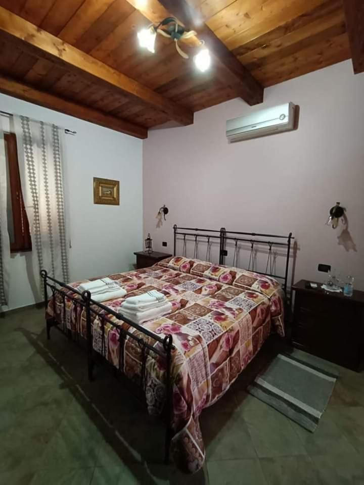 B&B Funtanadetalia Olmedo Exterior photo